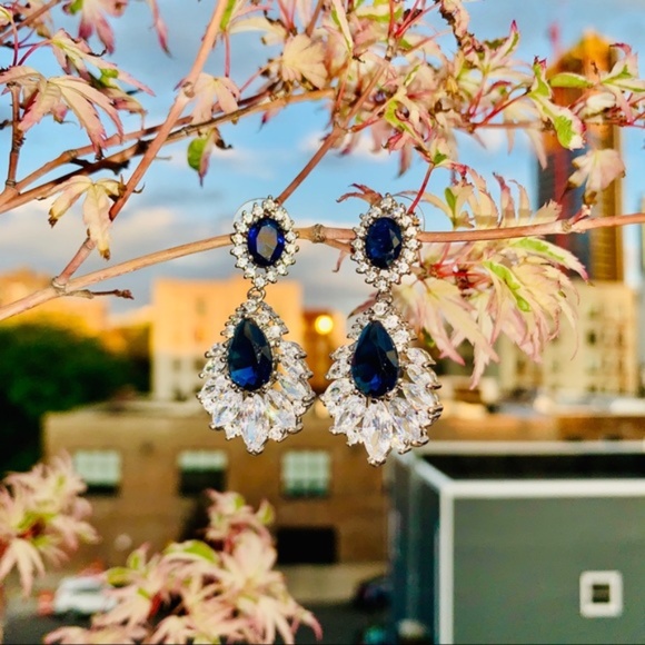 Blue Tear Drop Sapphire Crystal Silver Earrings - Picture 5 of 16